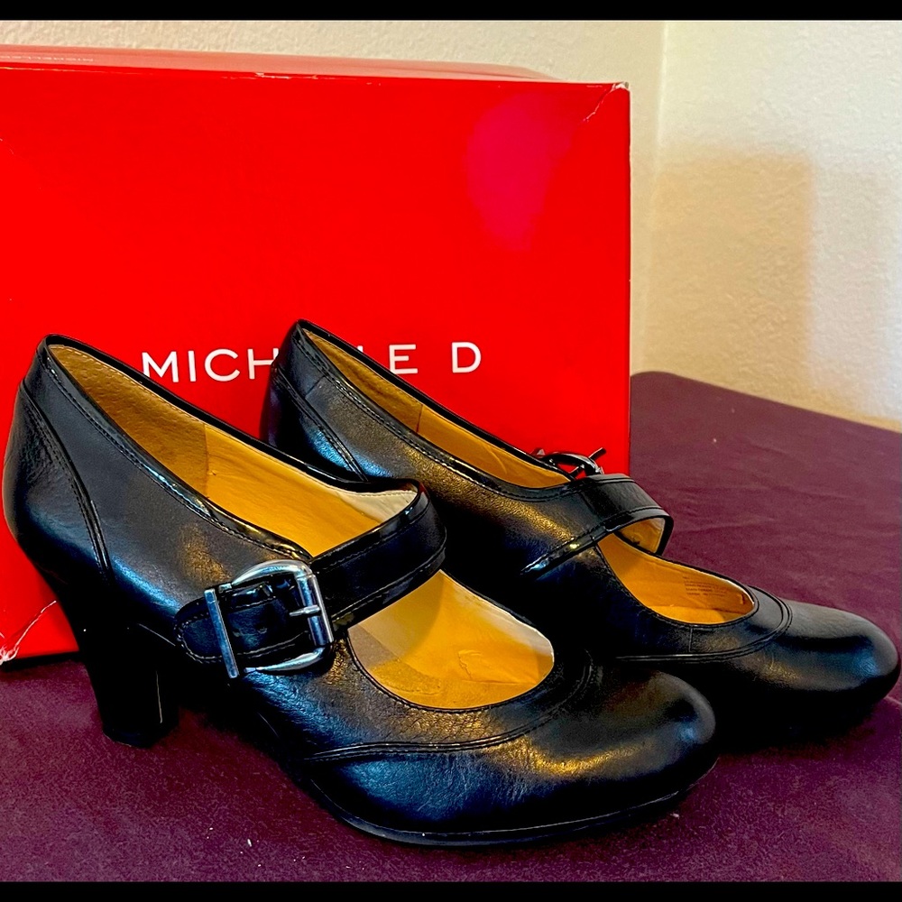 Michelle D Heels
